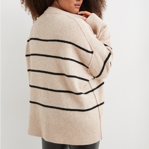 Aerie unreal sweater XXL - Picture 2 of 6